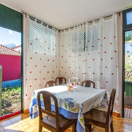 Cantinho Da Paz Holiday home